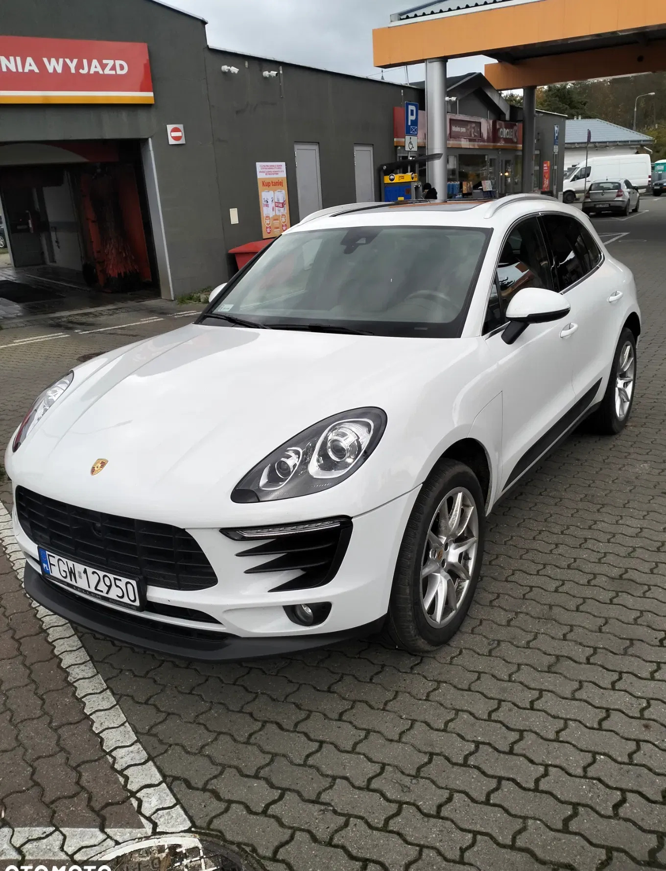 porsche macan Porsche Macan cena 159000 przebieg: 74000, rok produkcji 2018 z Wyrzysk